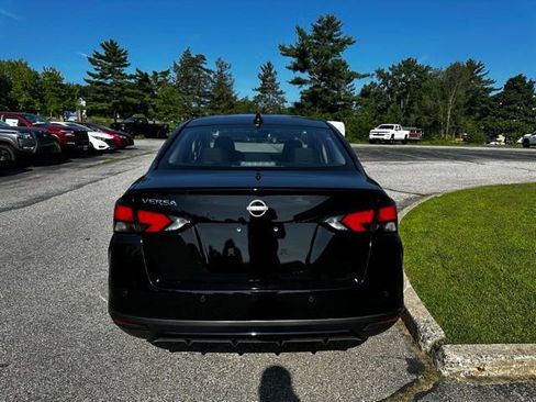 New 2025 Nissan Versa SV w/ Trunk Package image 6