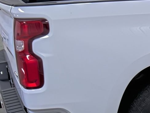 Used 2024 Chevrolet Silverado 1500 LTZ w/ Z71 Off-Road Package AWD/4WD image 13
