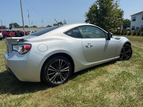 Used 2013 Subaru BRZ Limited w/ Popular Pkg 1B RWD image 3