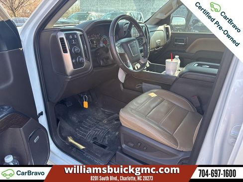 Used 2017 GMC Sierra 1500 Denali w/ Denali Ultimate Package image 9