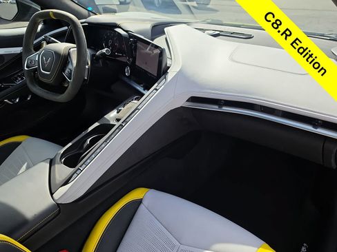 Used 2022 Chevrolet Corvette Stingray Premium Conv RWD image 14