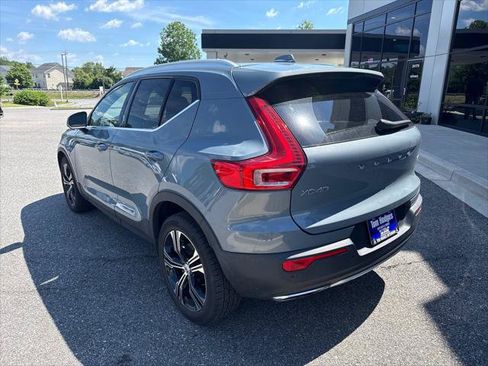 Used 2020 Volvo XC40 T4 Inscription FWD image 6