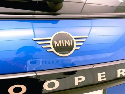 Certified 2025 MINI Cooper S image 7