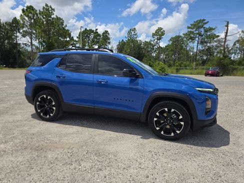 Used 2025 Chevrolet Equinox RS w/ Safety and Technology Package AWD/4WD image 2