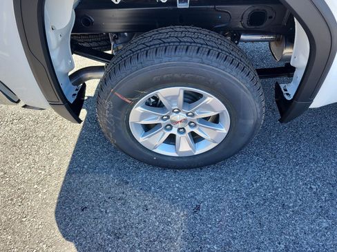 New 2026 GMC Sierra 1500 Pro w/ Pro Value Package image 5