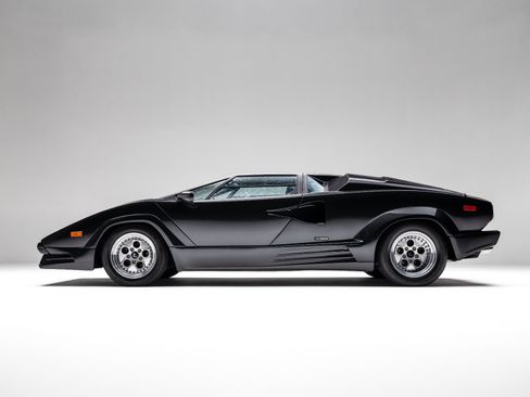 Used 1989 Lamborghini Countach Coupe RWD image 10