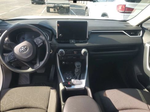 Used 2025 Toyota RAV4 XLE w/ Convenience Package AWD/4WD image 7