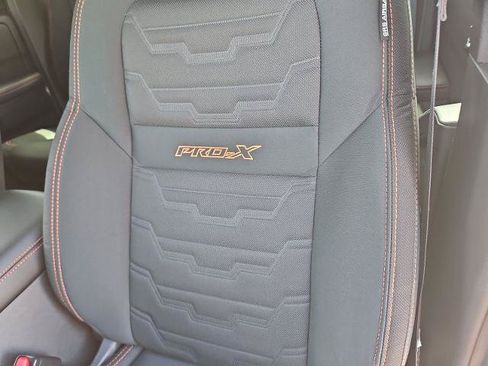 Certified 2025 Nissan Frontier Pro-X RWD image 15