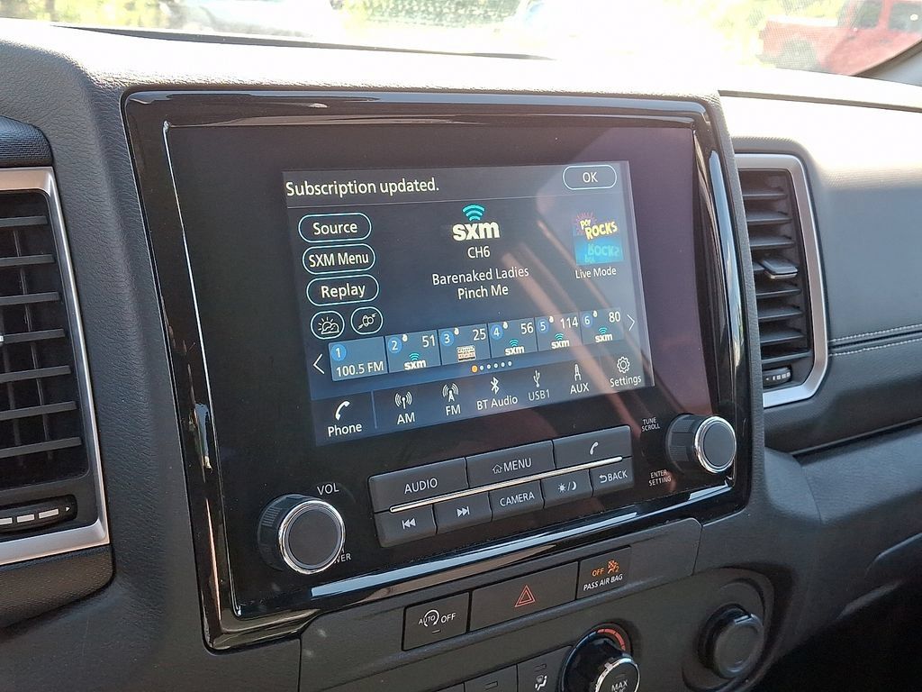 Used 2024 Nissan Frontier SV AWD/4WD image 19