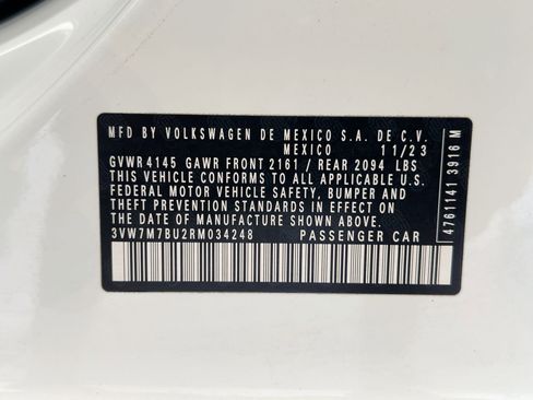 Certified 2024 Volkswagen Jetta SE image 21