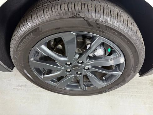 Used 2023 Chevrolet Equinox RS image 13