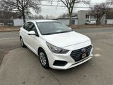 Used 2018 Hyundai Accent SE image 3