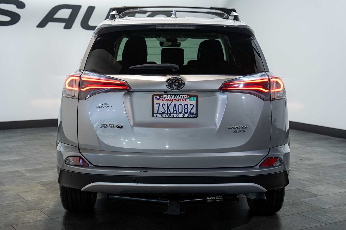 Used 2016 Toyota RAV4 Limited w/ Advanced Technology Package AWD/4WD image 3