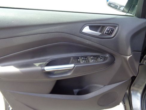 Used 2017 Ford Escape Titanium AWD/4WD image 20
