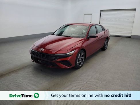 Used 2025 Hyundai Elantra Sport FWD image 1