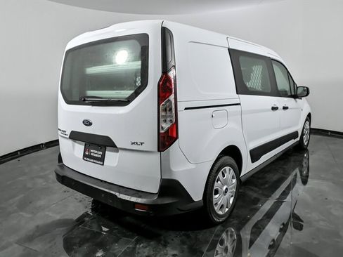 Used 2021 Ford Transit Connect XLT image 9