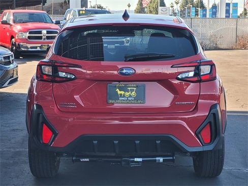 Used 2024 Subaru Crosstrek 2.0i image 5