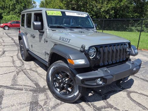 Used 2022 Jeep Wrangler Unlimited Sport AWD/4WD image 3