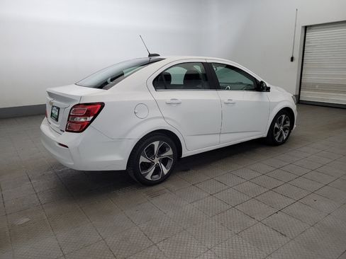 Used 2018 Chevrolet Sonic Premier FWD image 10