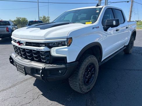 Used 2025 Chevrolet Silverado 1500 ZR2 w/ ZR2 Bison Edition AWD/4WD image 9