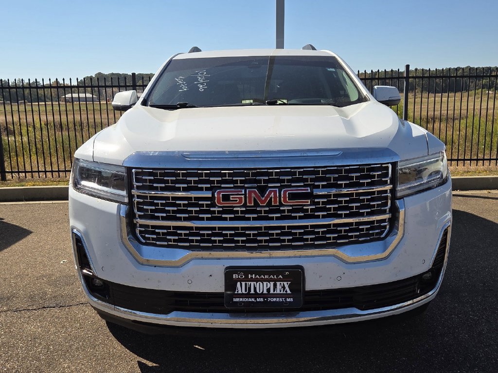 Used 2023 GMC Acadia Denali FWD image 2