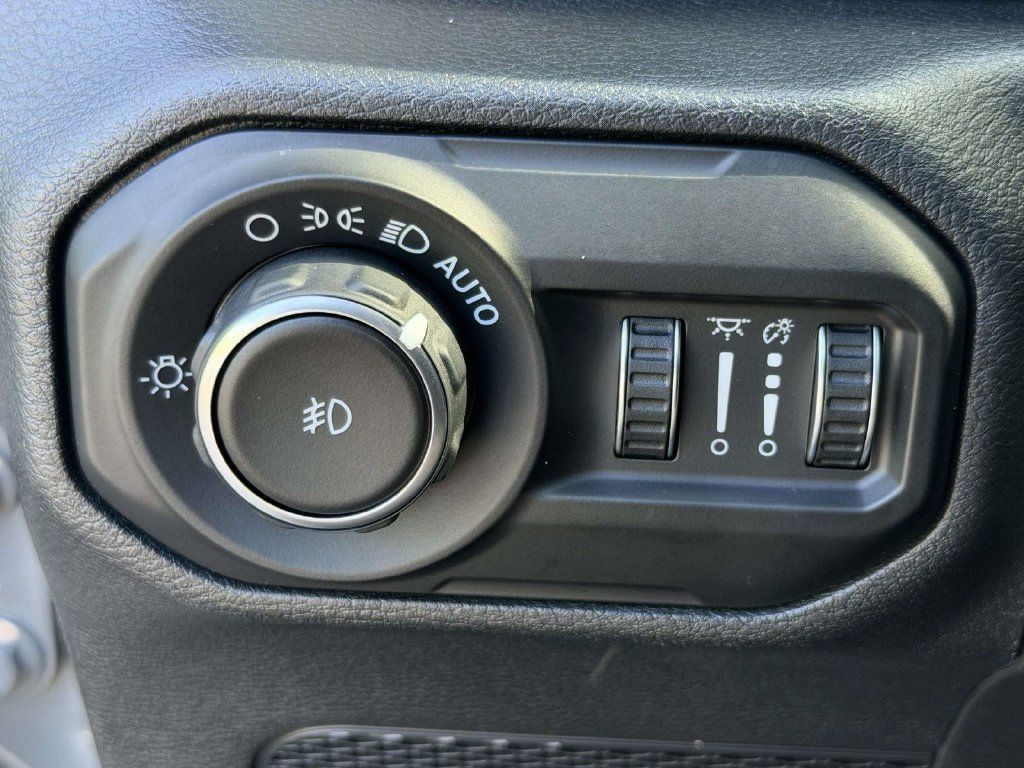 Used 2021 Jeep Wrangler Unlimited Sport AWD/4WD image 24