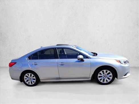 Used 2016 Subaru Legacy 2.5i Premium AWD/4WD image 5