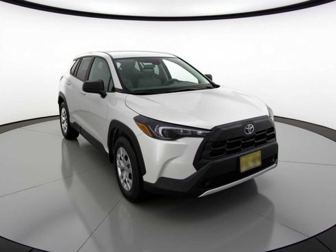 Certified 2026 Toyota Corolla Cross L image 3