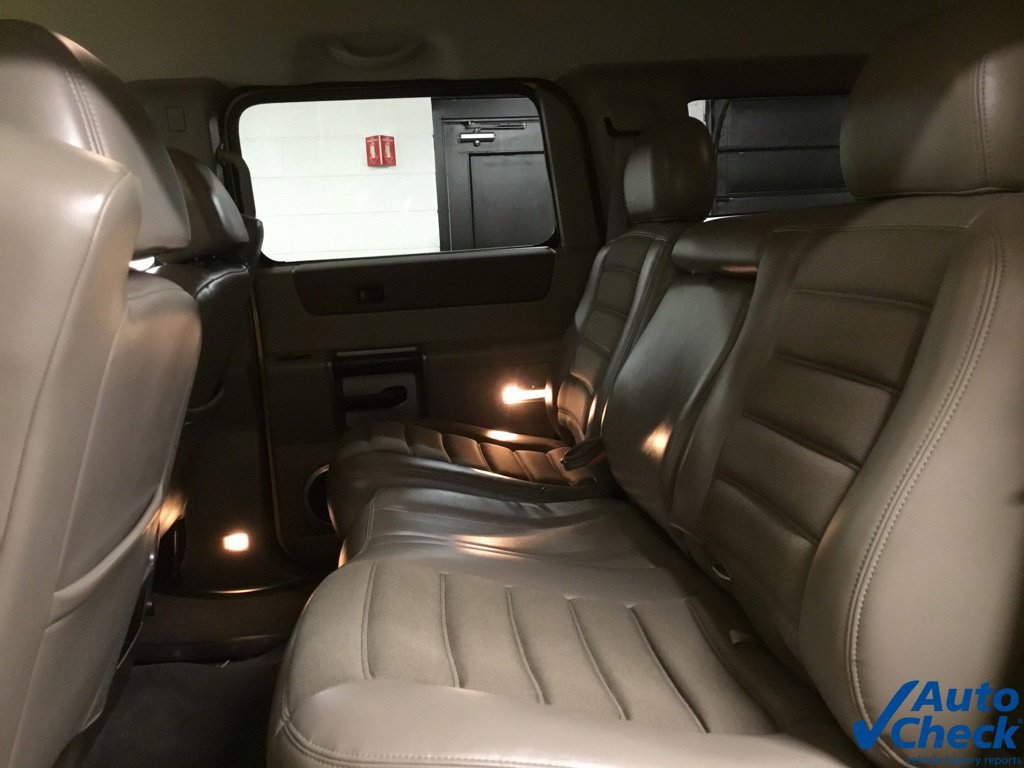 Used 2003 HUMMER H2 w/ Preferred Equipment Group AWD/4WD image 33