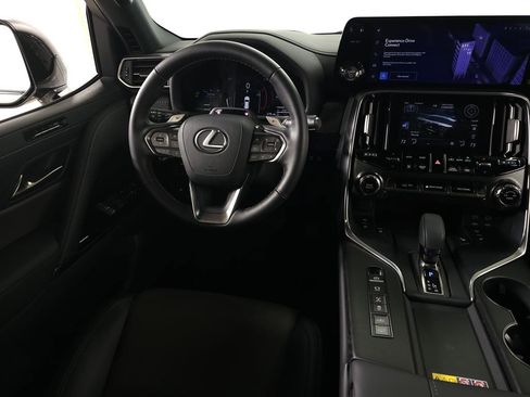 Certified 2025 Lexus LX 700h Overtrail image 20