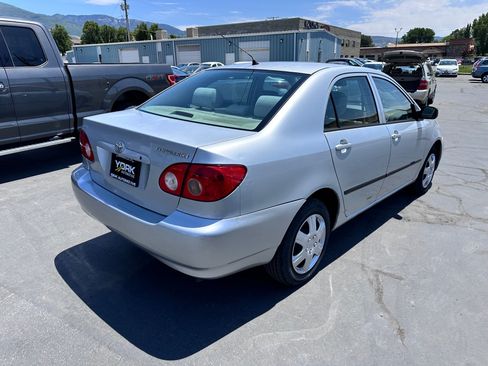 Used 2007 Toyota Corolla CE FWD image 3