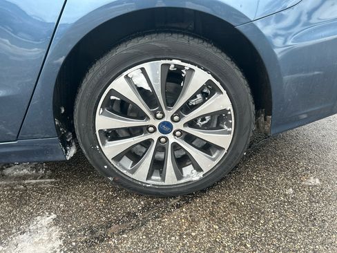 Used 2019 Ford Fusion SE image 30