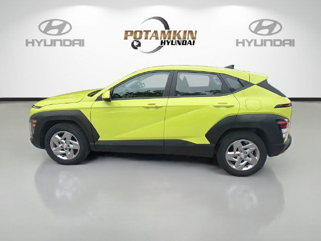 Certified 2025 Hyundai Kona SE FWD image 8