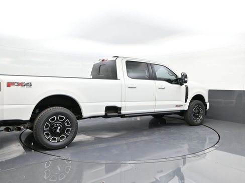 New 2025 Ford F350 Platinum image 15
