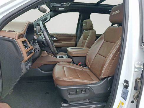 Used 2022 Chevrolet Tahoe High Country AWD/4WD image 15