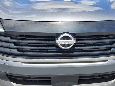 New 2025 Nissan Kicks S image 9