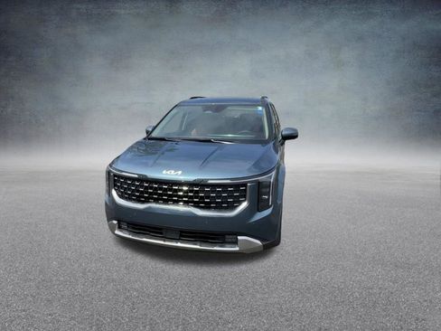 Used 2025 Kia Carnival SX image 7