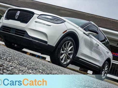 Used 2020 Lincoln Corsair AWD w/ Premium Package image 14