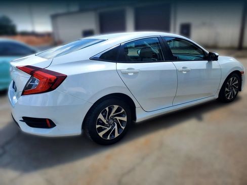 Used 2016 Honda Civic EX image 15