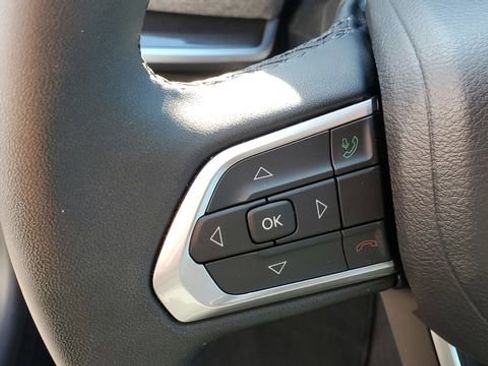 Certified 2024 Jeep Compass Latitude image 8