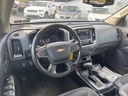Used 2018 Chevrolet Colorado Z71 AWD/4WD image 12