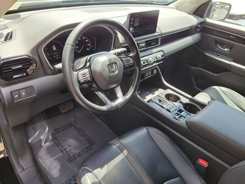 Certified 2024 Honda Pilot EX-L image 17