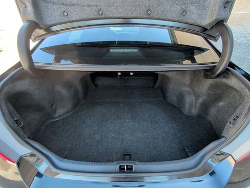 Used 2015 Toyota Camry SE FWD image 13