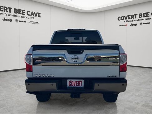 Used 2018 Nissan Titan Platinum Reserve w/ Platinum Utility Package image 8