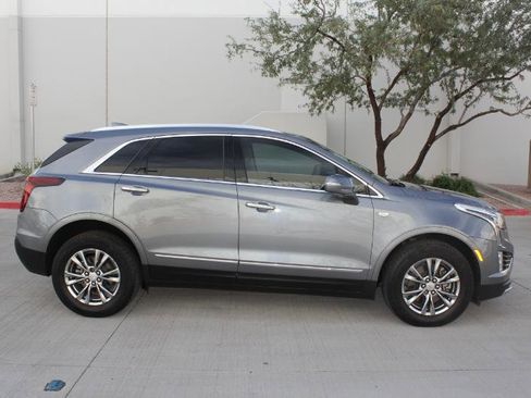 Used 2020 Cadillac XT5 Premium Luxury image 4
