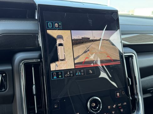 New 2026 GMC Yukon XL Elevation w/ Elevation Premium Package image 16