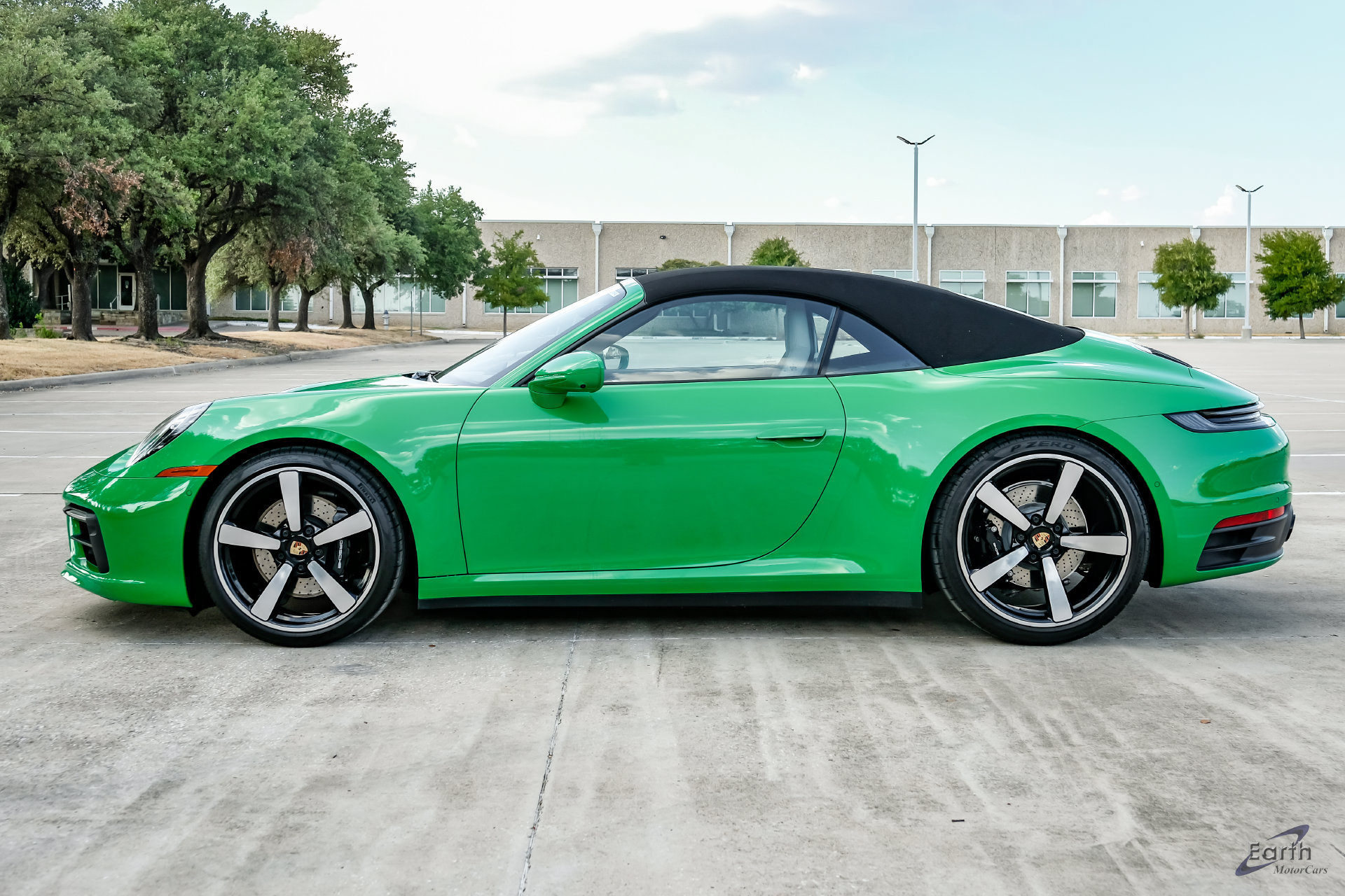 Used 2023 Porsche 911 Carrera 4S AWD/4WD image 8