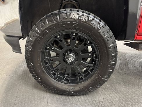 Used 2017 Chevrolet Silverado 1500 LT w/ LT Fleet Plus Package image 11