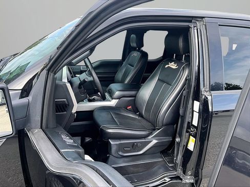 Used 2019 Ford F150 Lariat w/ Equipment Group 502A Luxury AWD/4WD image 27