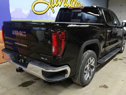 New 2026 GMC Sierra 1500 SLT w/ SLT Premium Package AWD/4WD image 5